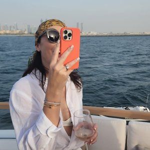 Meet your Posher, Carina